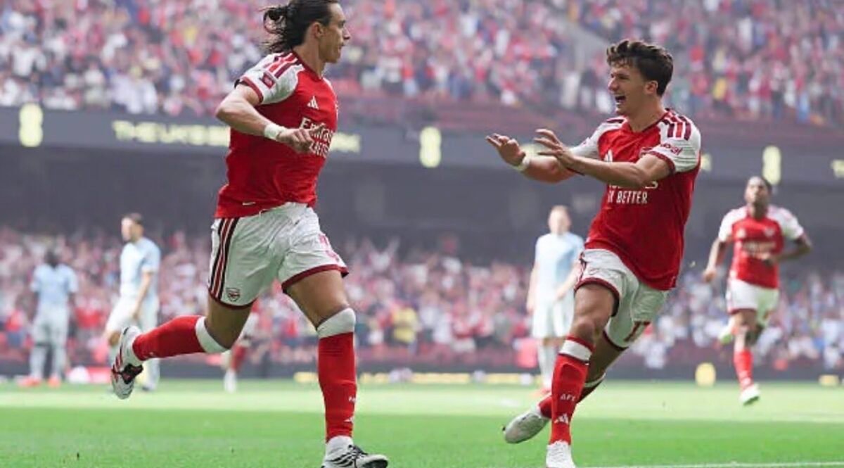 tzolis arsenal community shield