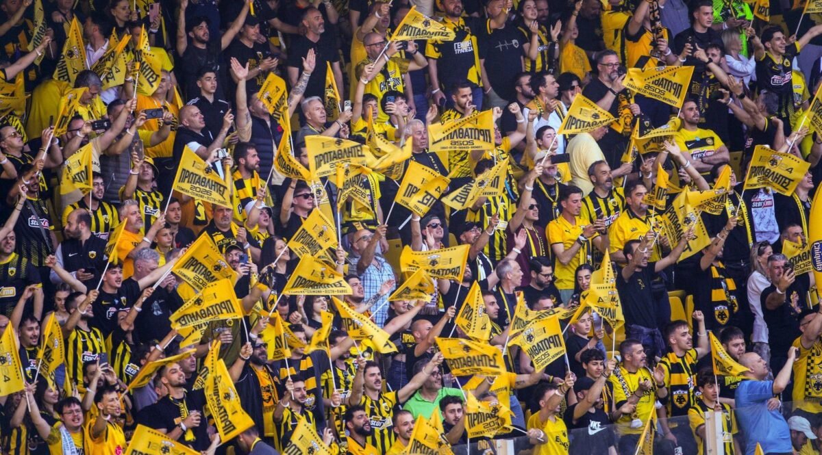 Η ΑΕΚ επέστρεψε στο Champions League με την πρώτη νίκη της ύστερα από 19 χρόνια και 10 μήνες, το 1-0 επί της ΛΑΣΚ Λιντς